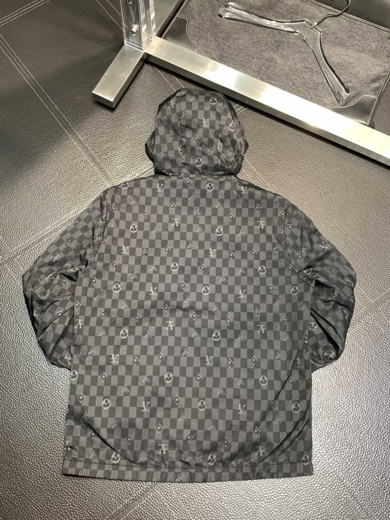 Louis Vuitton Outwear TechFriendly 136667