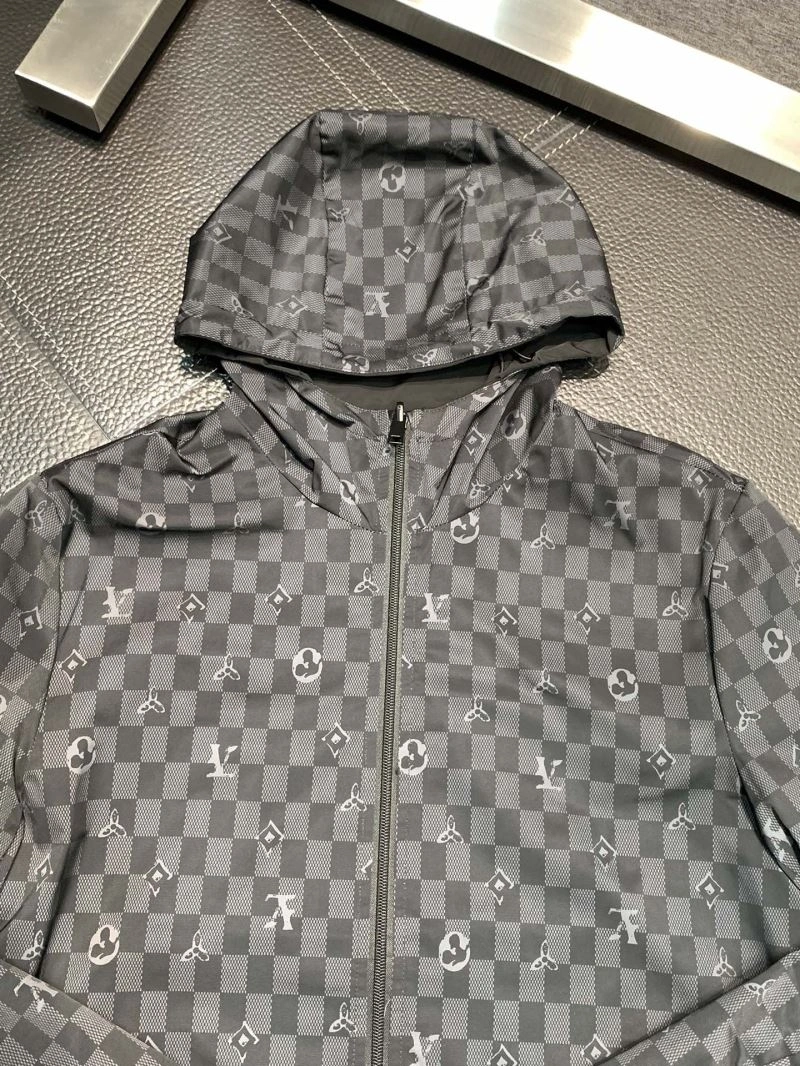 Louis Vuitton Outwear TechFriendly 136667