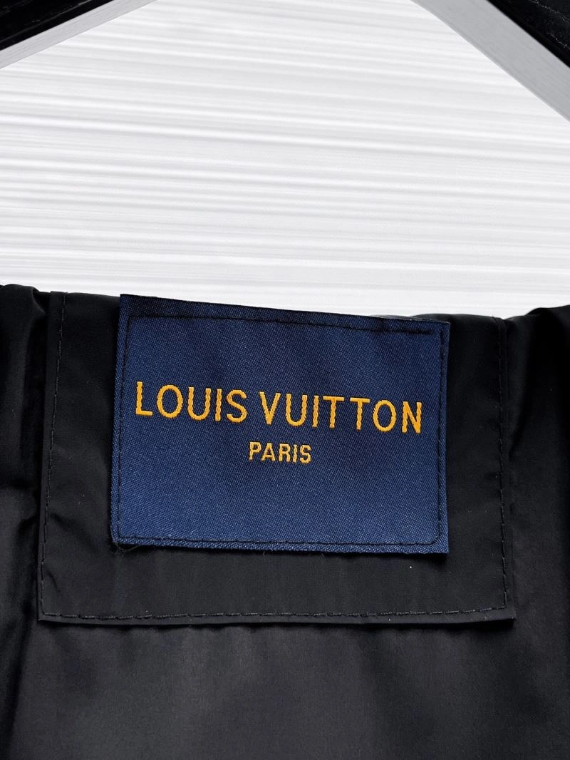 FlexibleFit Louis Vuitton Outwear 136663