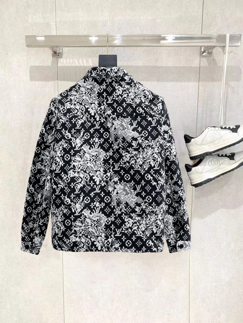 Louis Vuitton Outwear Effortless 136668