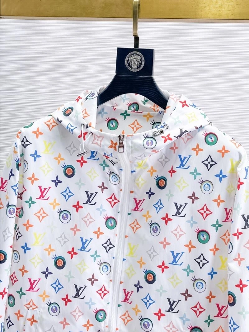 EasyMatch Louis Vuitton Outwear 136665