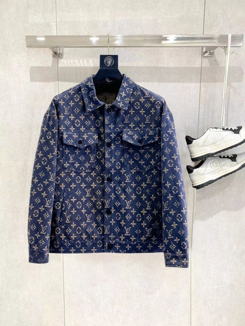 DailyWear Louis Vuitton Outwear 136656