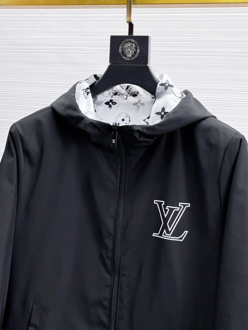 Louis Vuitton Outwear WellDesigned 136659