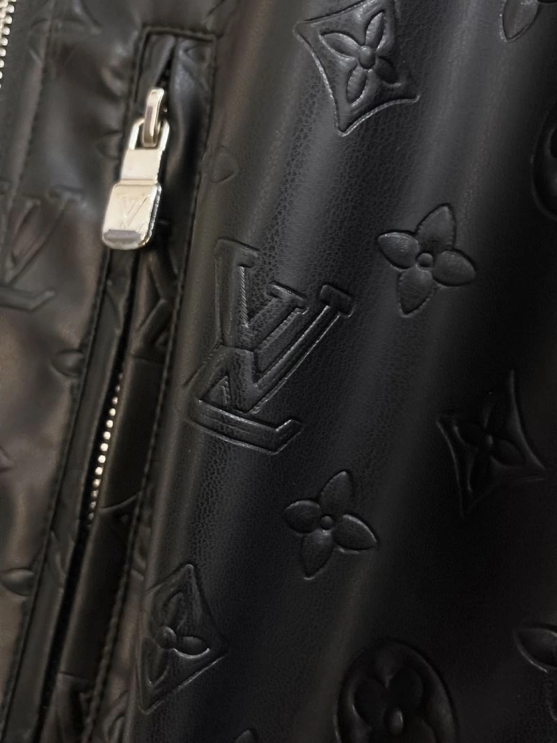 Louis Vuitton Outwear FreshLook 136650