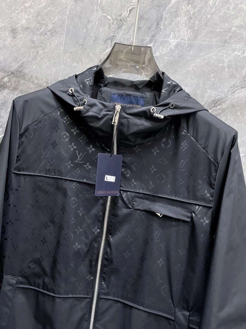 Louis Vuitton Outwear Functional 136655