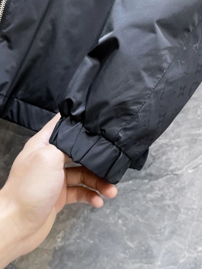Louis Vuitton Outwear Functional 136655