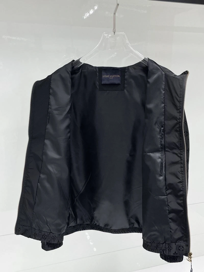 Louis Vuitton Outwear QuickDry 136660
