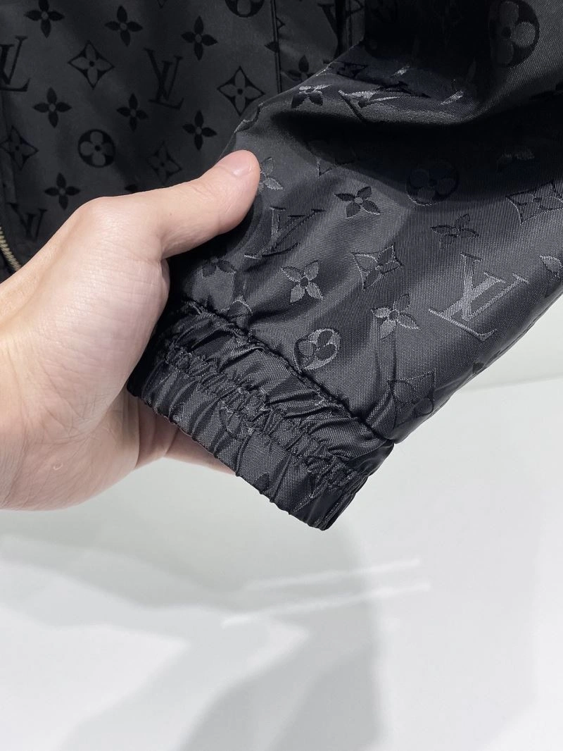 Louis Vuitton Outwear QuickDry 136660