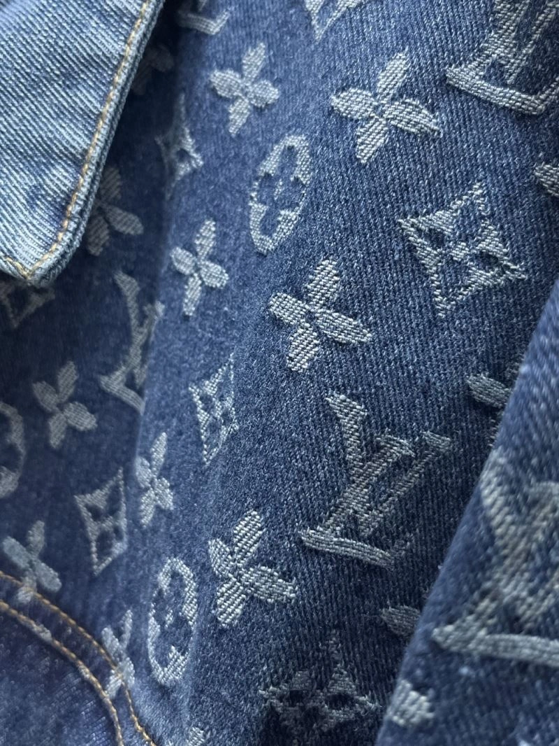 Louis Vuitton Outwear ZipUp 136671