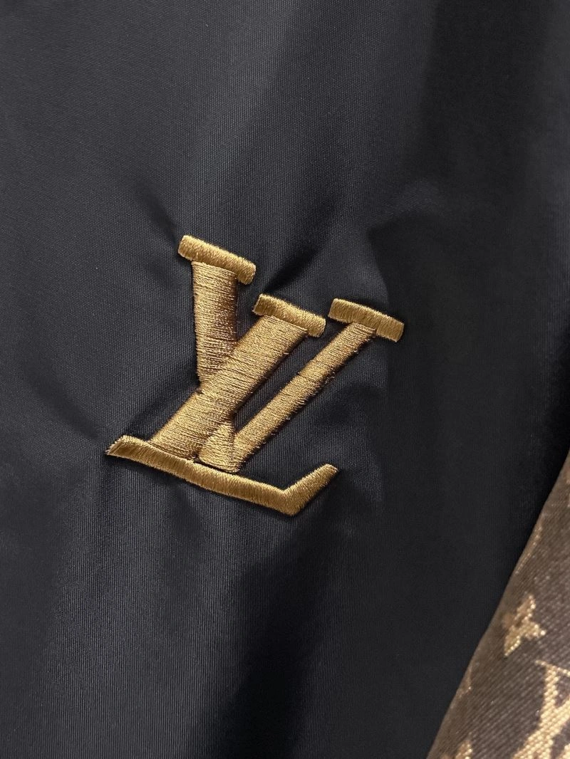 Louis Vuitton Outwear Youthful 136654