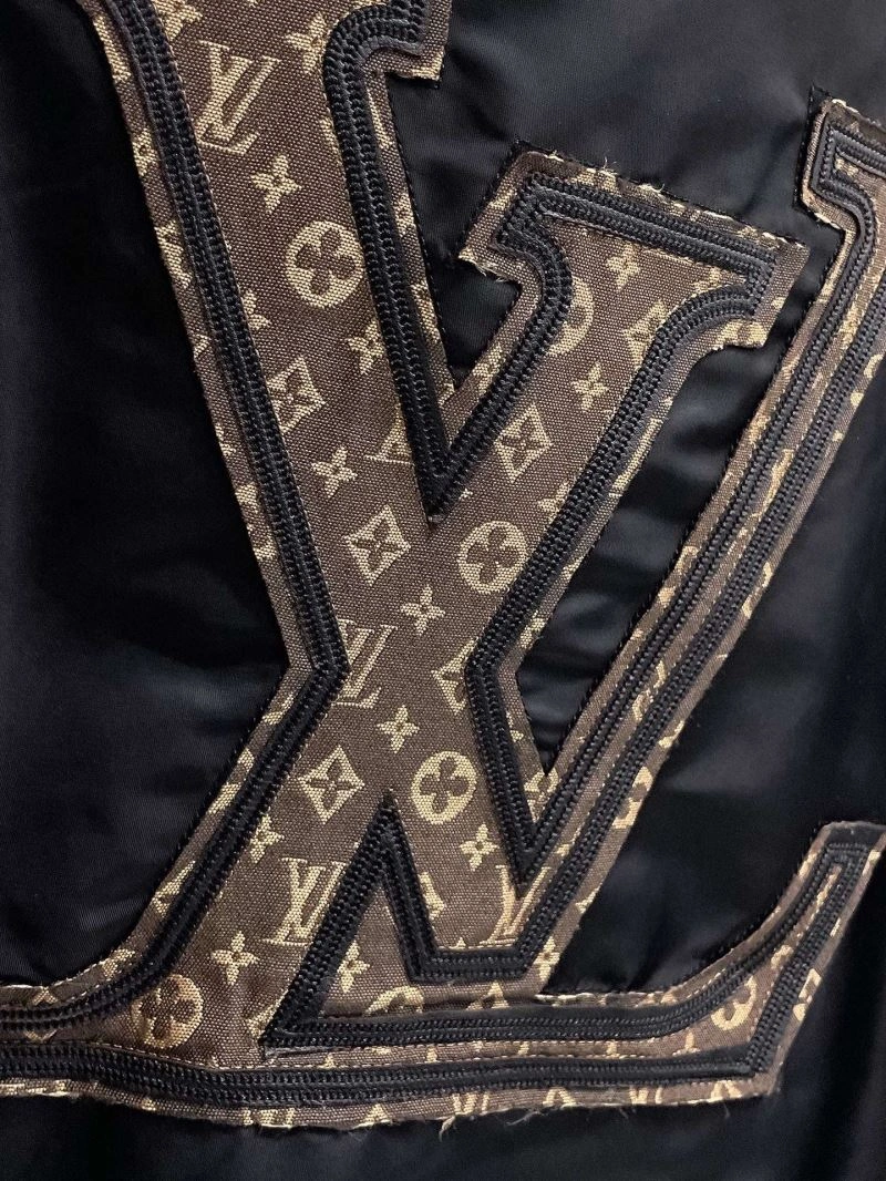 Louis Vuitton Outwear Youthful 136654