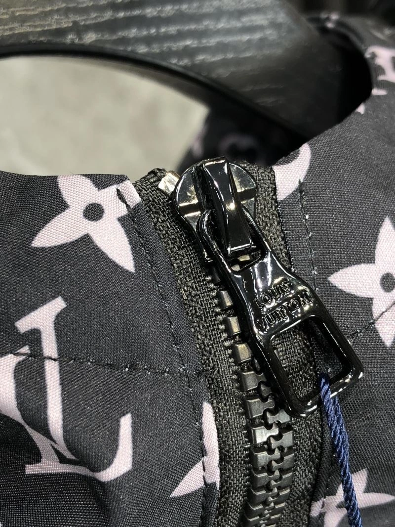Louis Vuitton Outwear Casual 136649