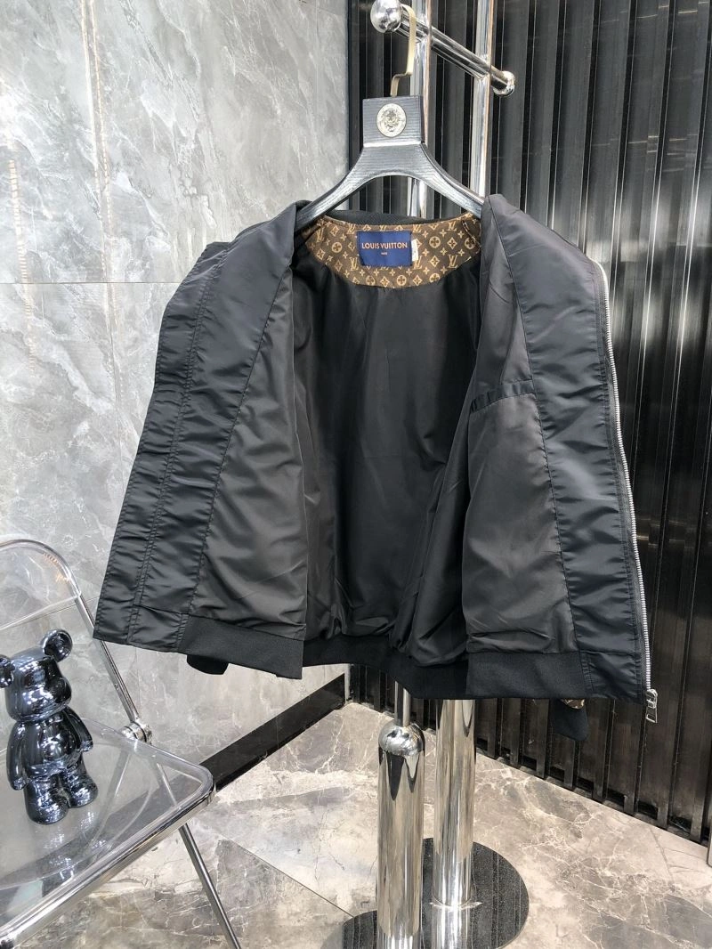 Louis Vuitton Outwear Sustainable 136644