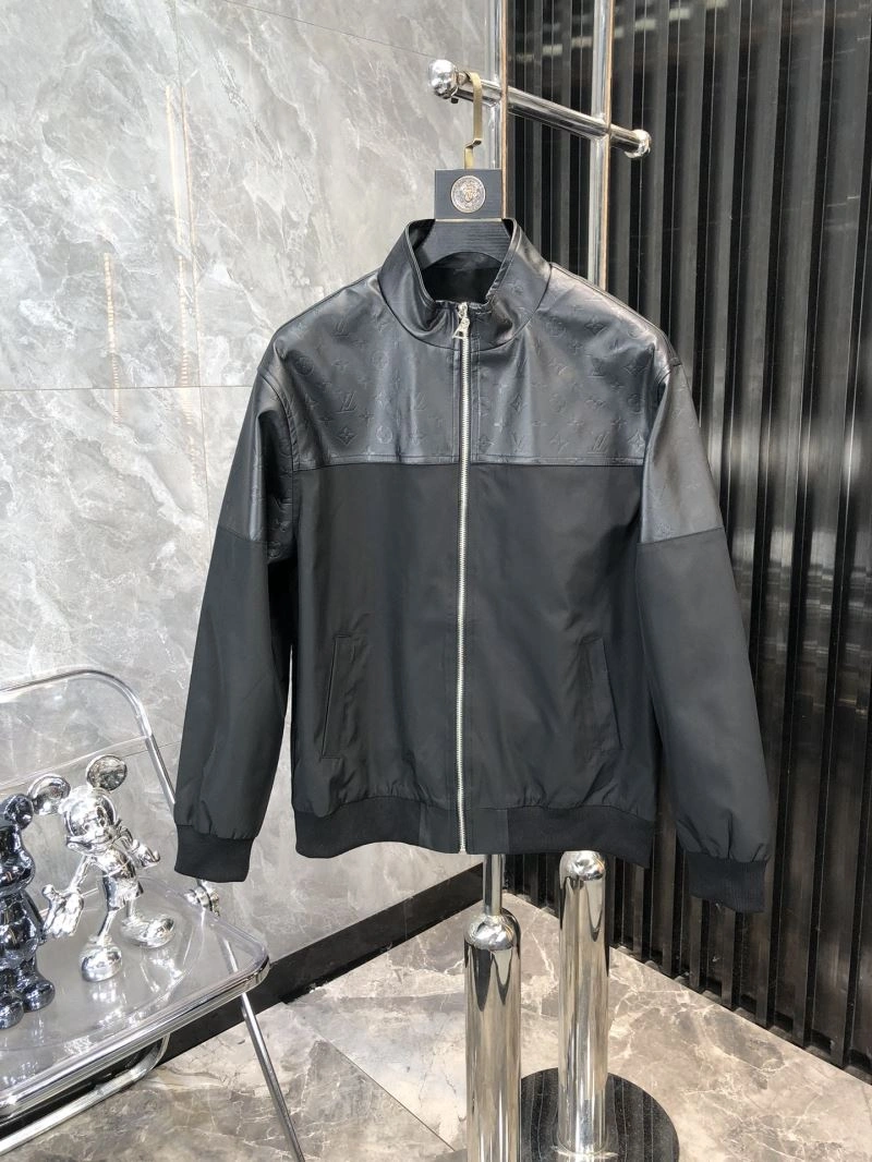 Original Louis Vuitton Outwear 136645
