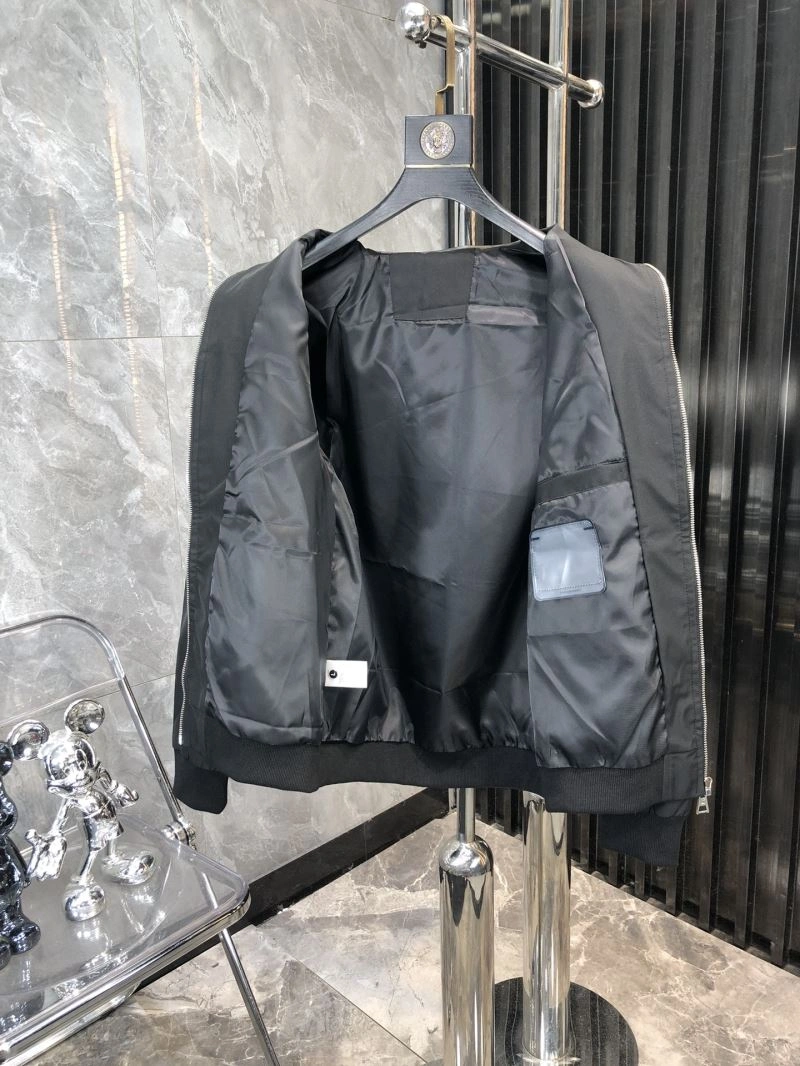 Original Louis Vuitton Outwear 136645