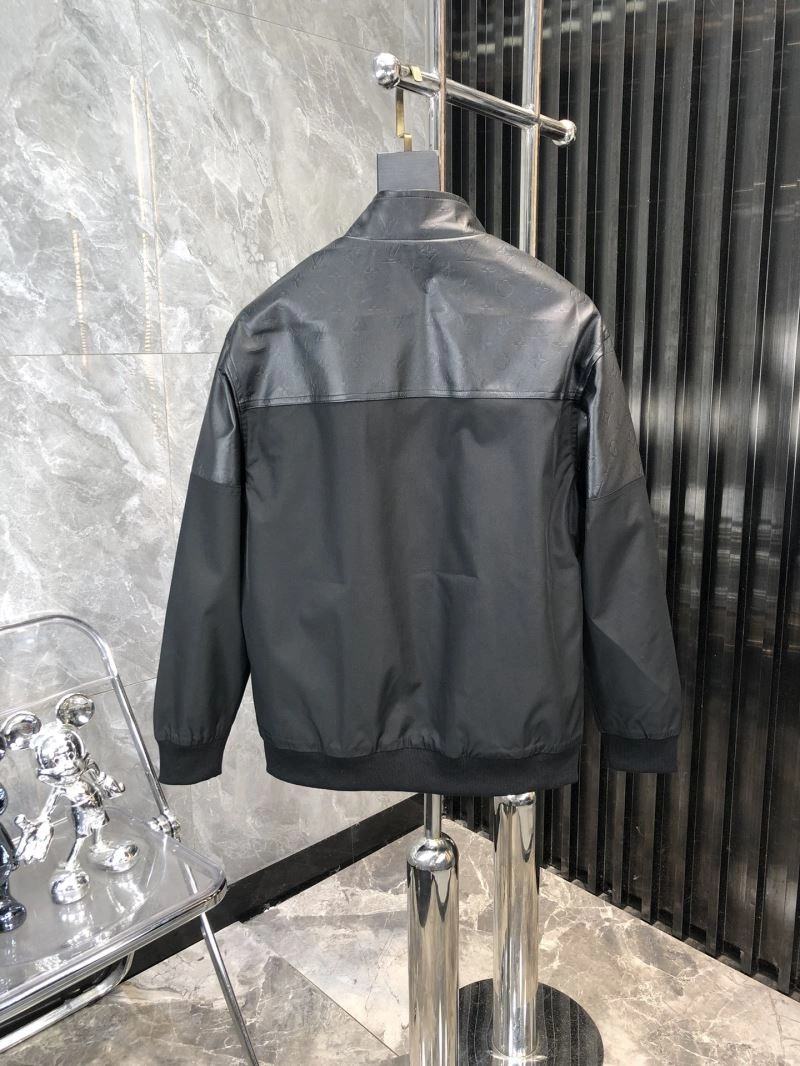 Original Louis Vuitton Outwear 136645