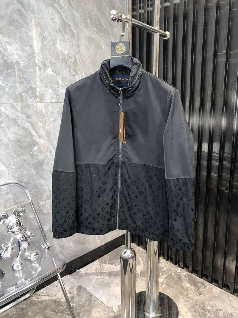 Louis Vuitton Outwear Timeless 136657