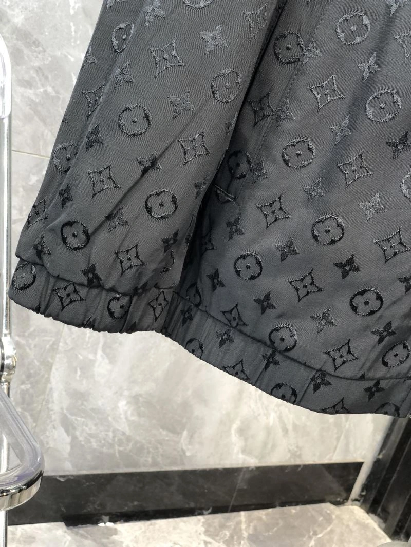Louis Vuitton Outwear Timeless 136657