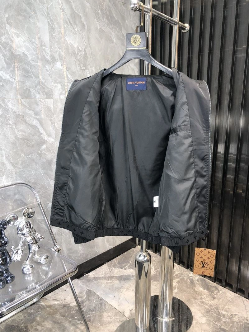 Louis Vuitton Outwear Timeless 136657