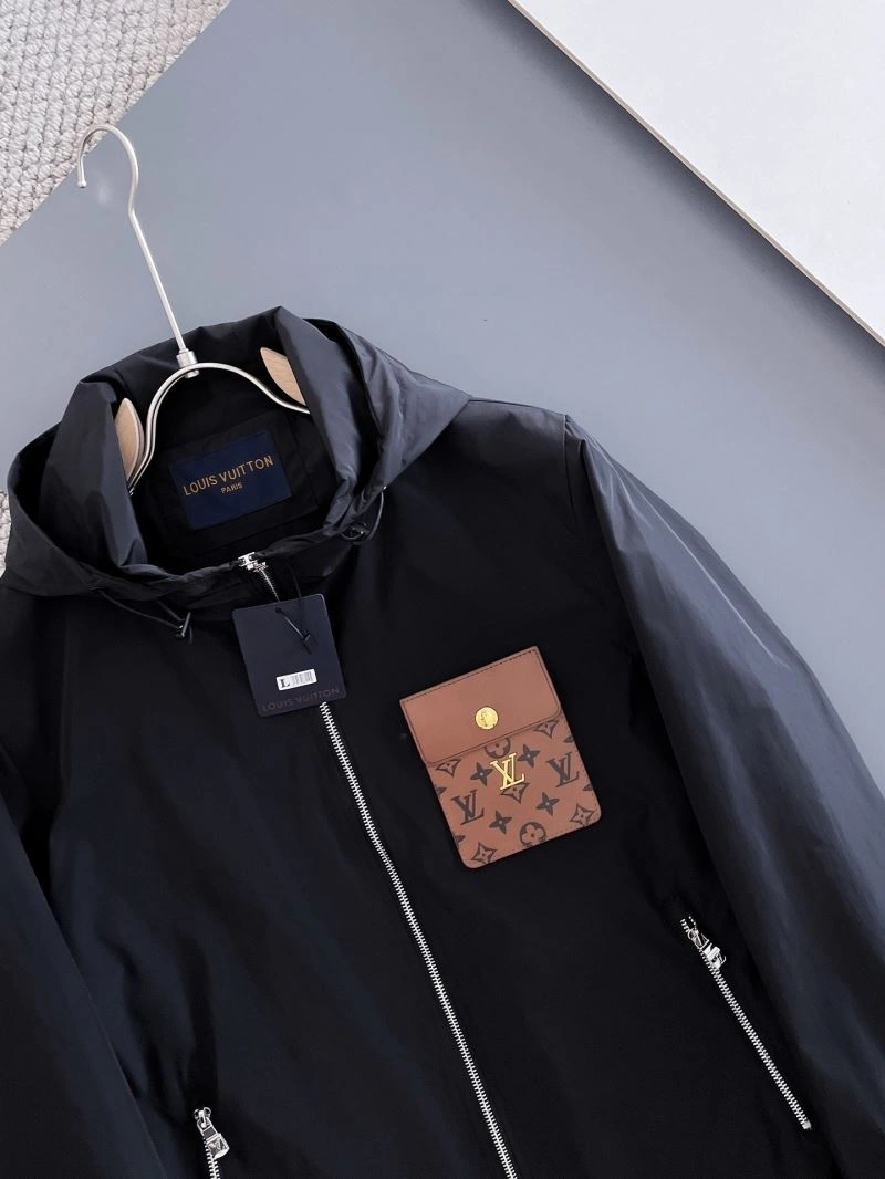 WaterResistant Louis Vuitton Outwear 136658