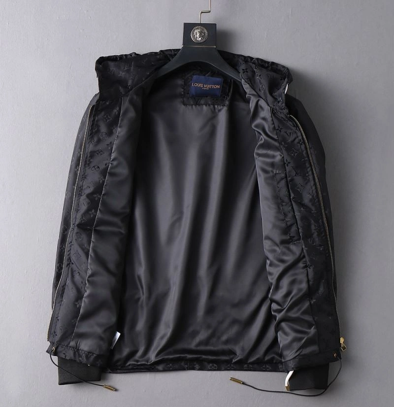 WrinkleFree Louis Vuitton Outwear 136652
