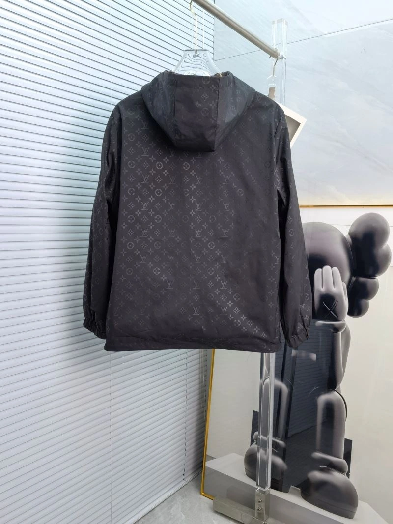 DailyWear Louis Vuitton Outwear 136637