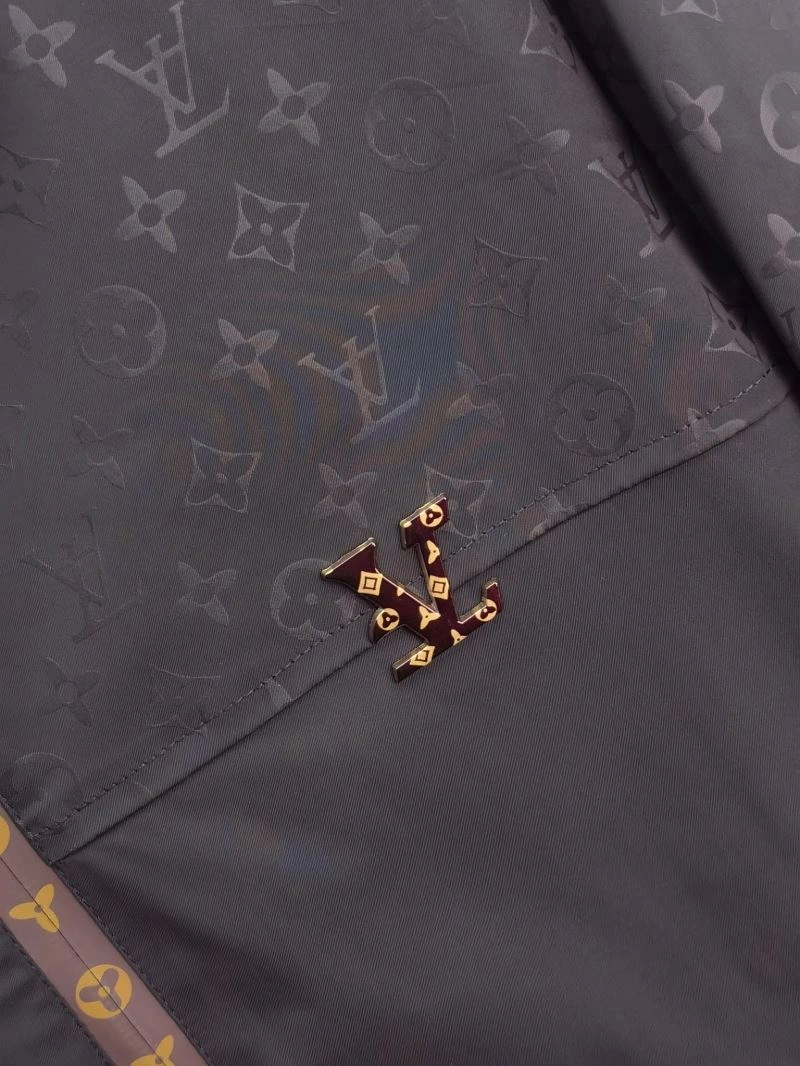 DailyWear Louis Vuitton Outwear 136637