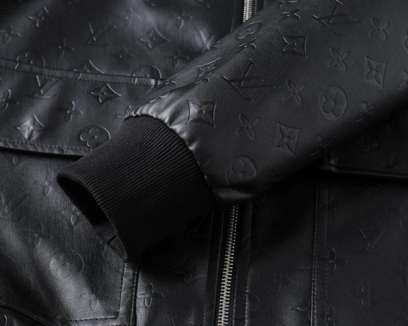 HighPerformance Louis Vuitton Outwear 136635