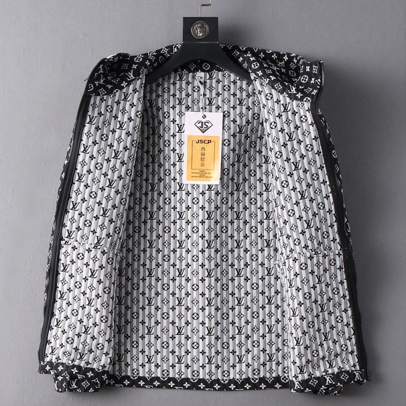 Functional Louis Vuitton Outwear 136639
