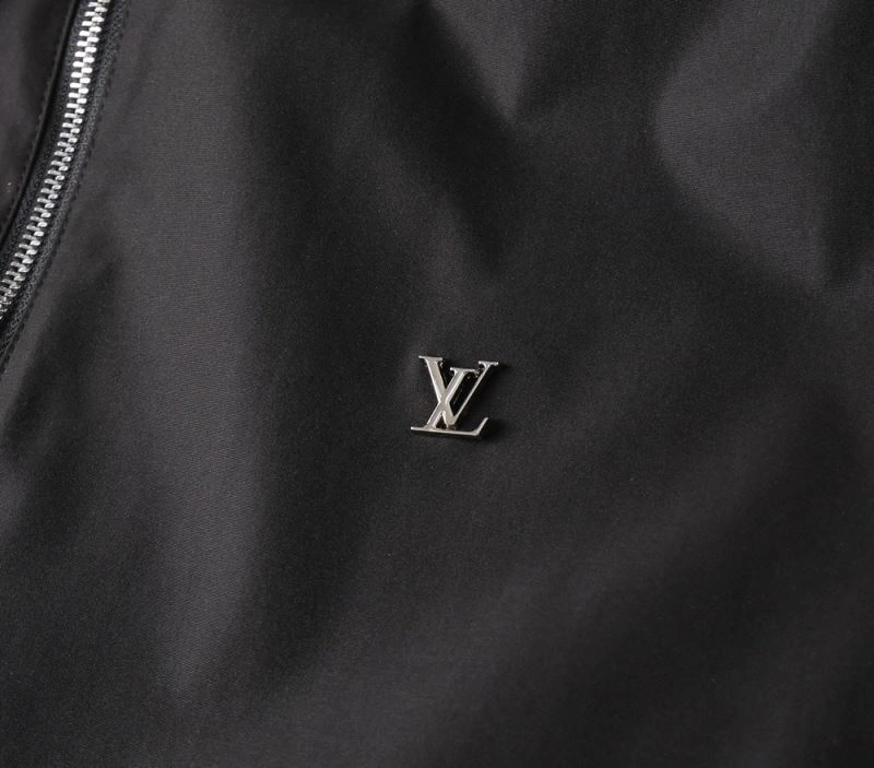 Affordable Louis Vuitton Outwear 136629