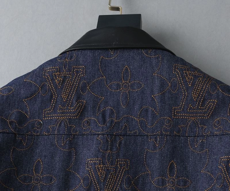 Stretchable Louis Vuitton Outwear 136627