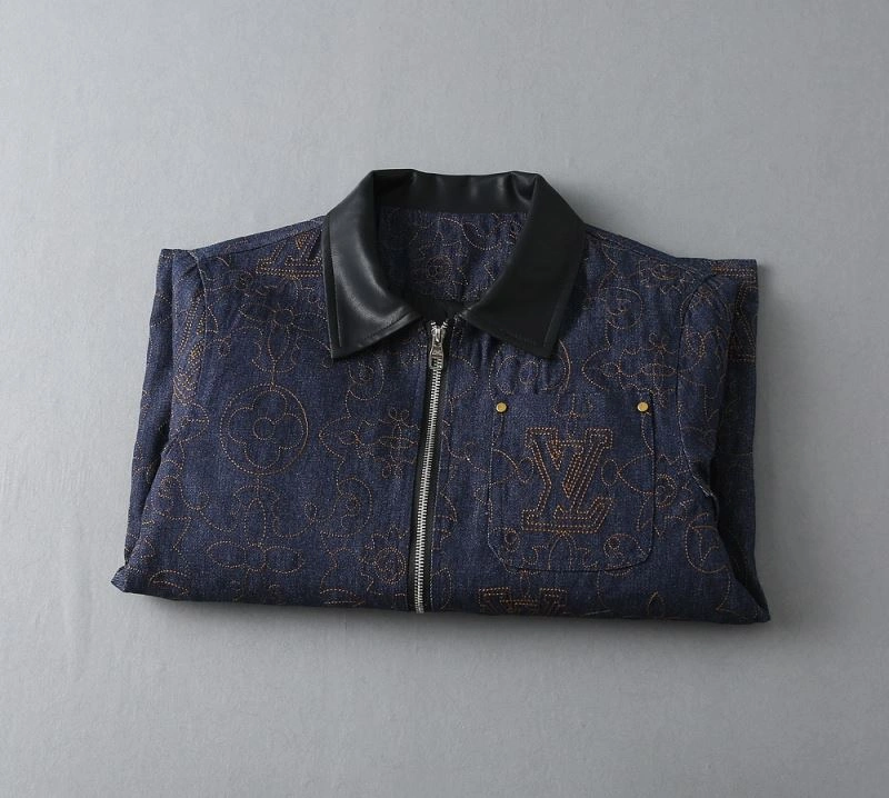 Stretchable Louis Vuitton Outwear 136627