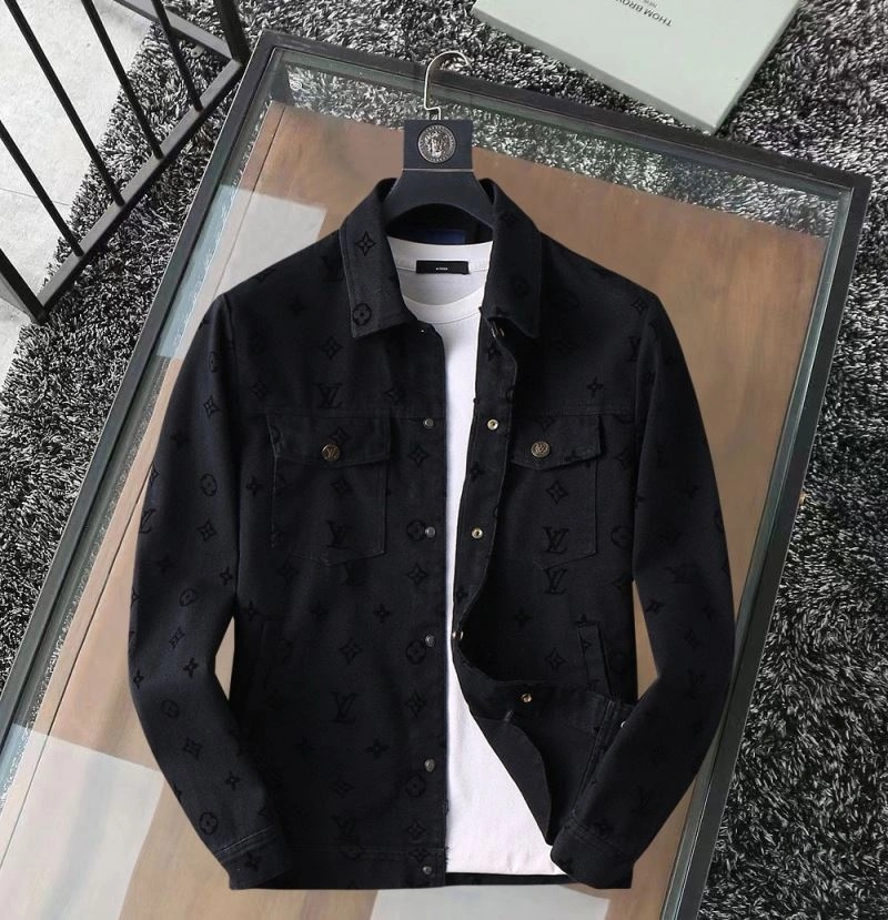 ZipUp Louis Vuitton Outwear 136621