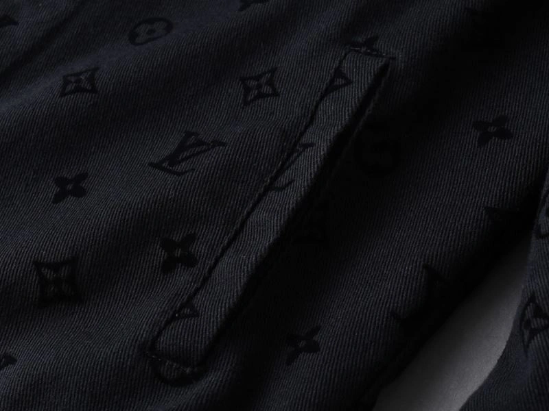 ZipUp Louis Vuitton Outwear 136621