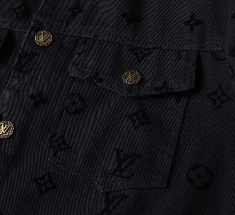 ZipUp Louis Vuitton Outwear 136621