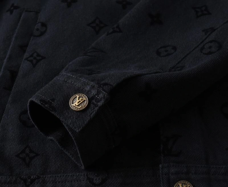 ZipUp Louis Vuitton Outwear 136621