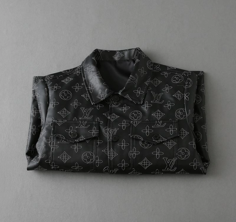 Contemporary Louis Vuitton Outwear 136620