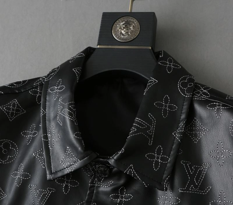 Contemporary Louis Vuitton Outwear 136620