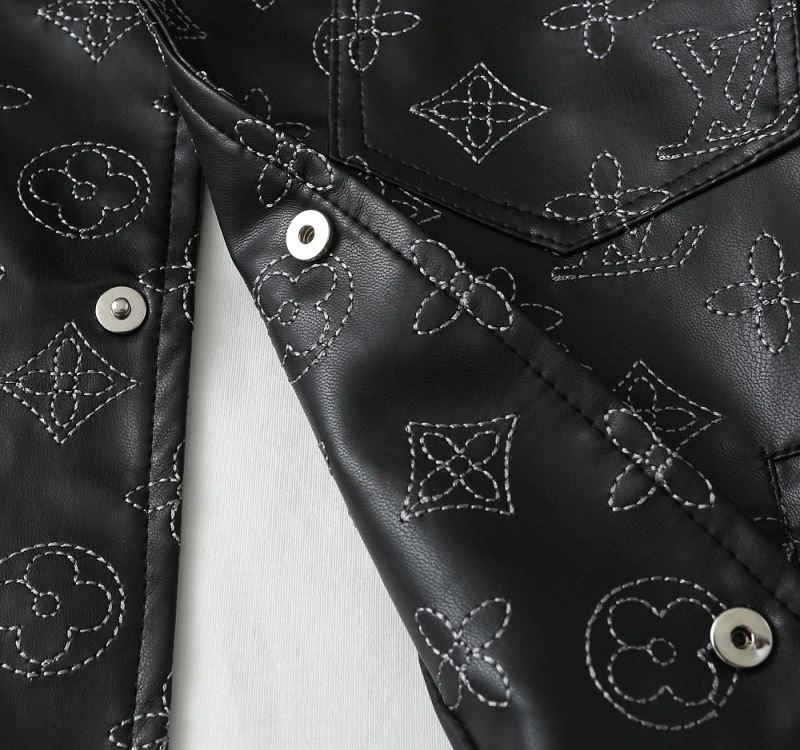 Contemporary Louis Vuitton Outwear 136620