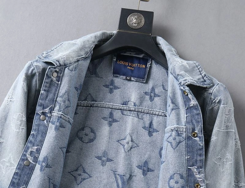 Louis Vuitton Outwear TravelReady 136617