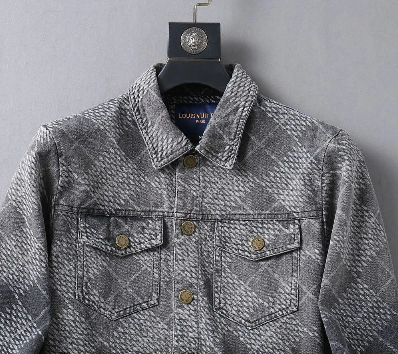 GoAnywhere Louis Vuitton Outwear 136608