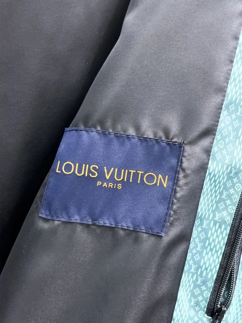 Louis Vuitton Outwear Supportive 136605