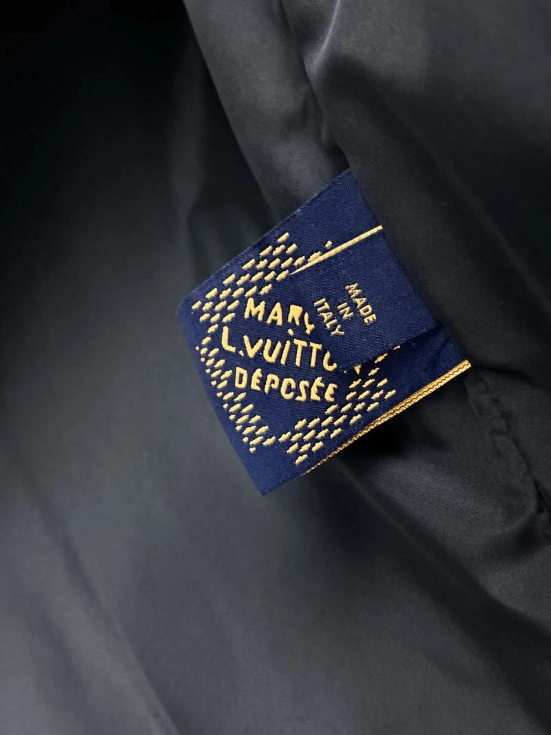 Louis Vuitton Outwear Supportive 136605