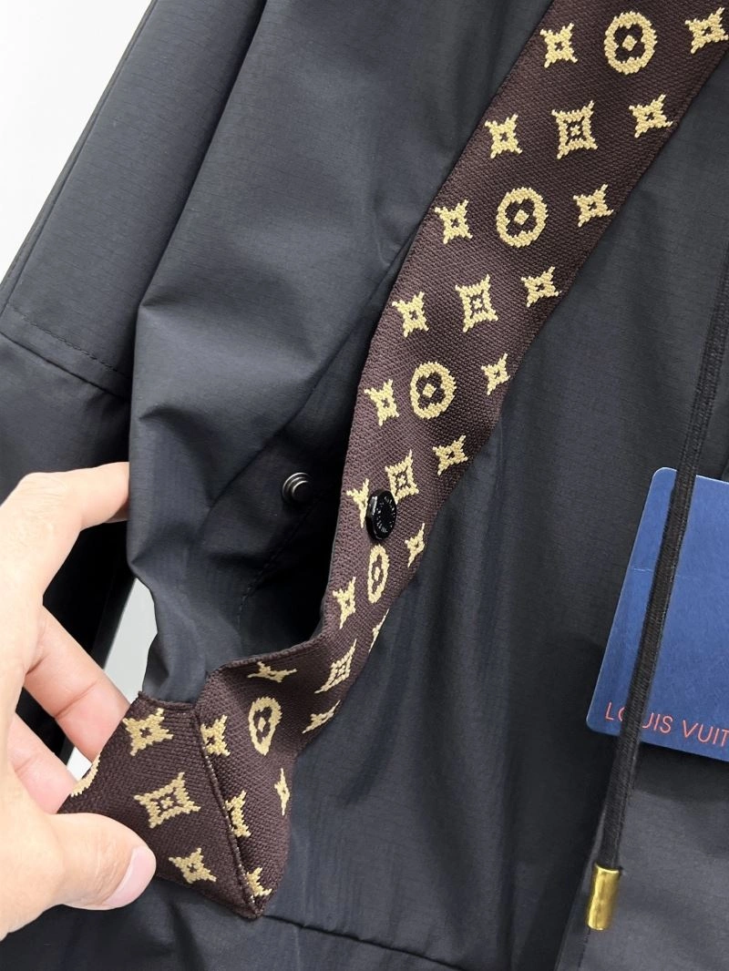 Upgraded Louis Vuitton Outwear 136602