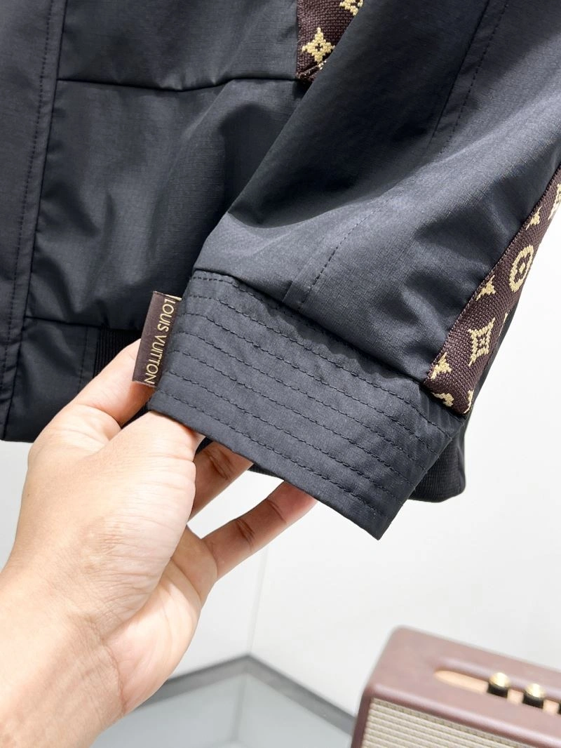 Upgraded Louis Vuitton Outwear 136602