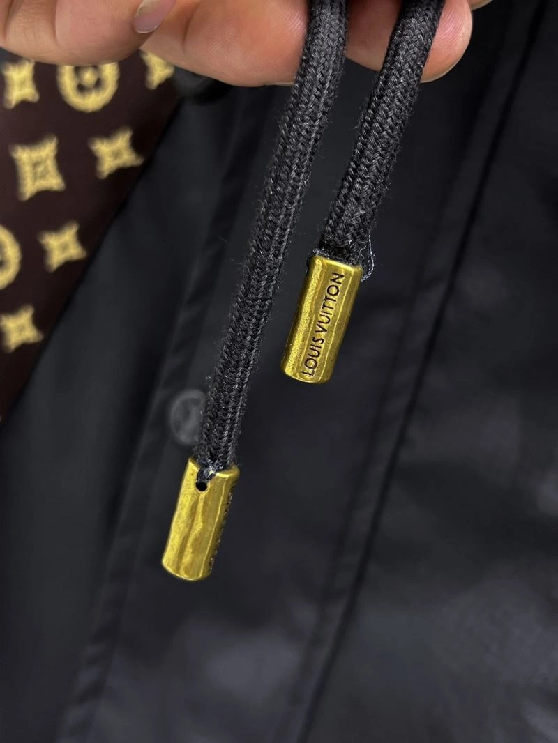 Upgraded Louis Vuitton Outwear 136602