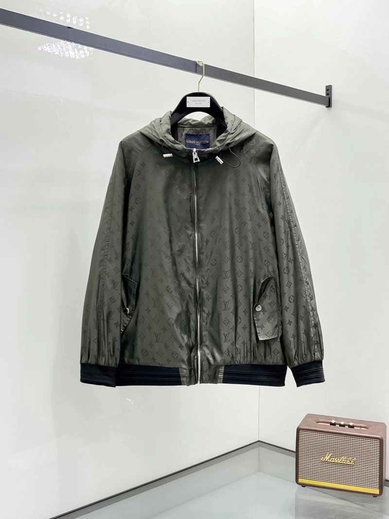 Louis Vuitton Outwear ZeroBulk 136598