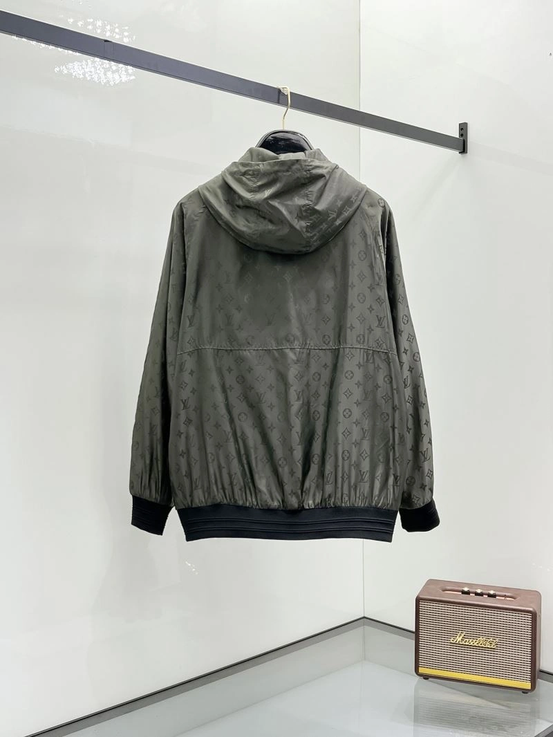 Louis Vuitton Outwear ZeroBulk 136598