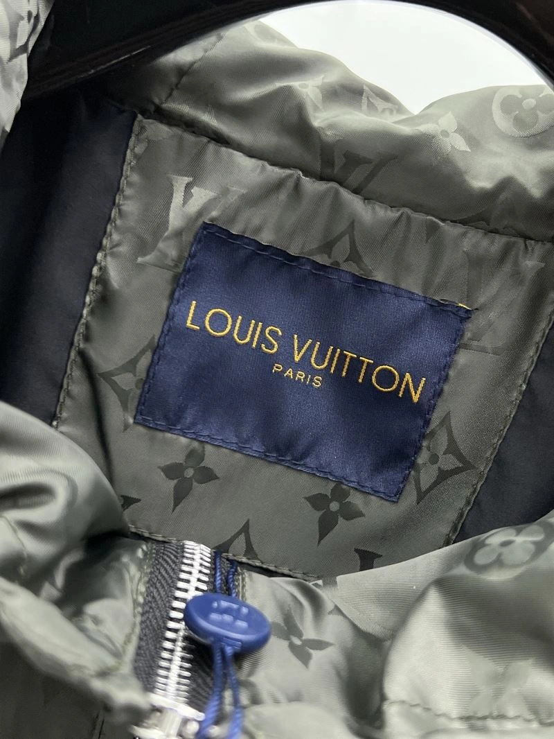 Louis Vuitton Outwear ZeroBulk 136598