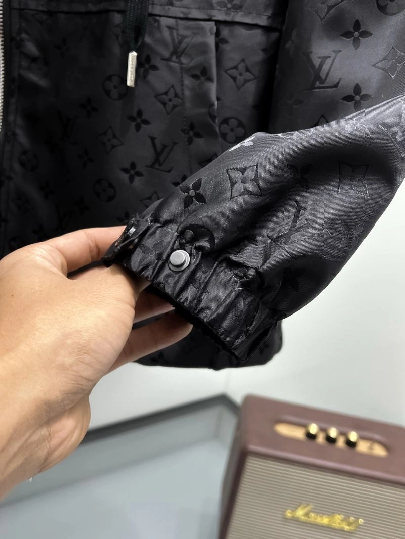 GoodFit Louis Vuitton Outwear 136595